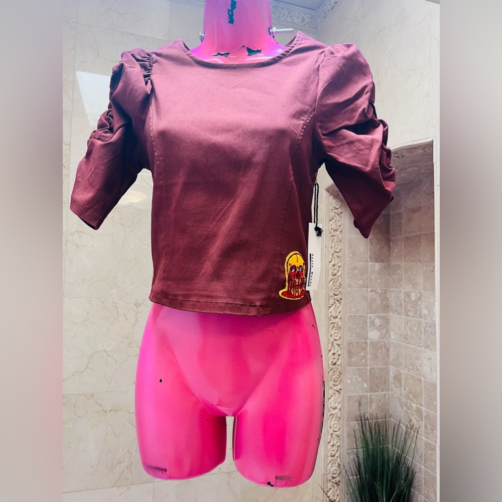 Medium brown top #794